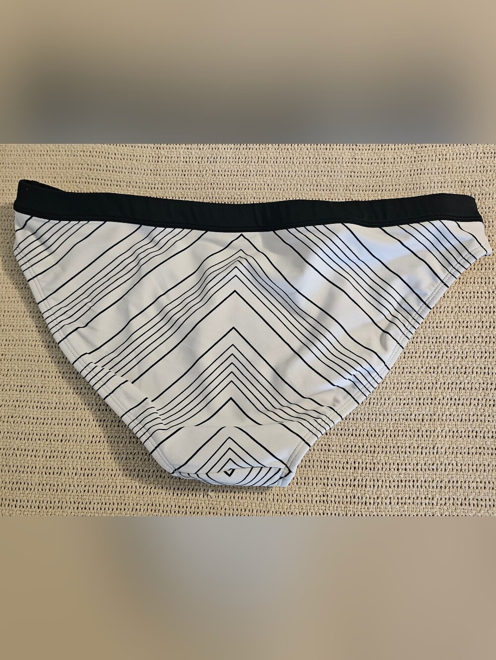 Athleta Bikini Bottom - Picture 2 of 3